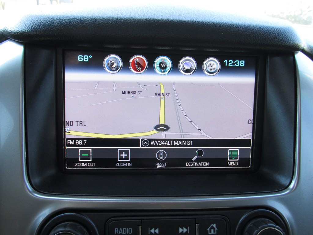 2018 Chevrolet Suburban Image 12