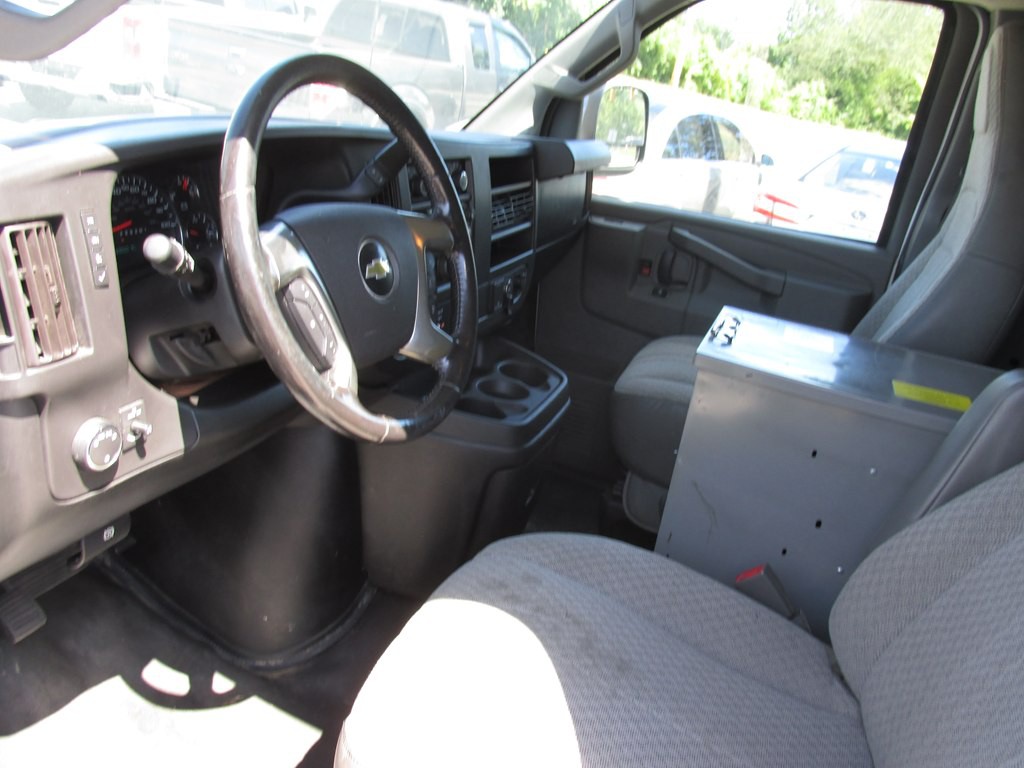 2019 Chevrolet Express Image 9