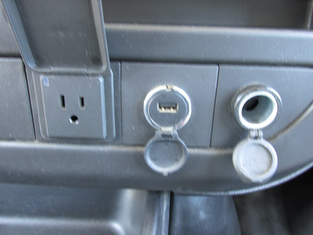 2019 Chevrolet Express Image 11