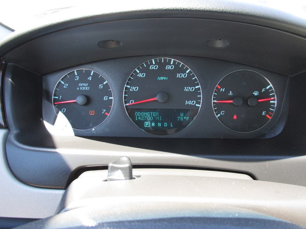 2013 Chevrolet Impala Image 2
