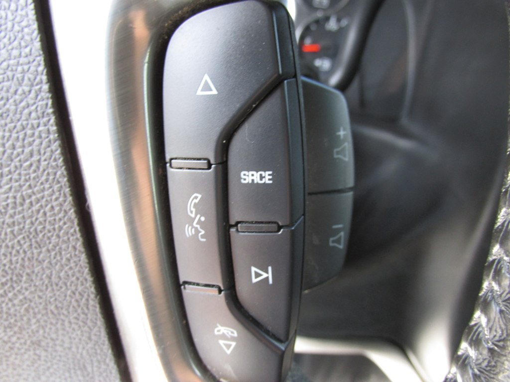 2015 Chevrolet Express Image 10