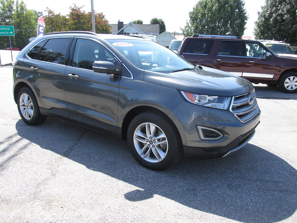 2017 Ford Edge Image 3