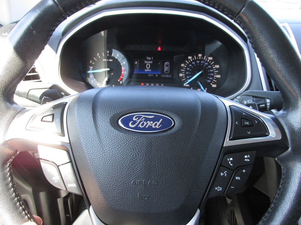 2017 Ford Edge Image 14