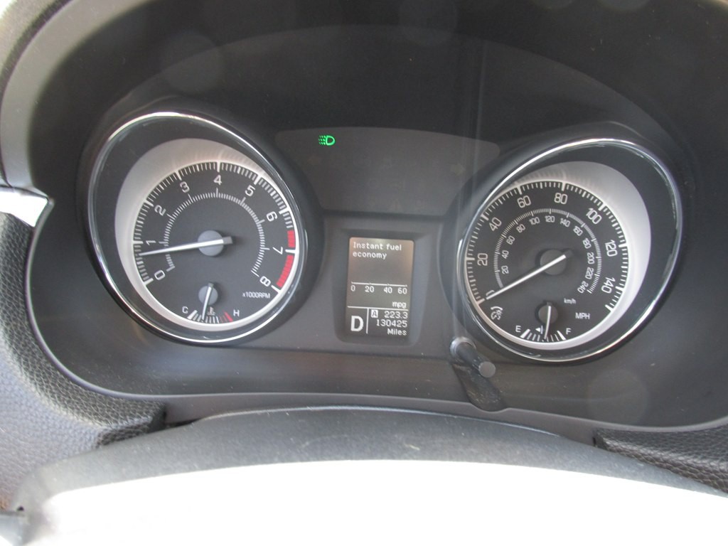 2012 Suzuki Kizashi Image 2