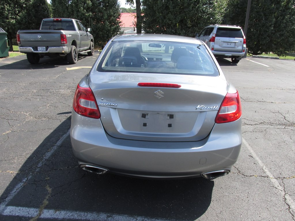 2012 Suzuki Kizashi Image 5