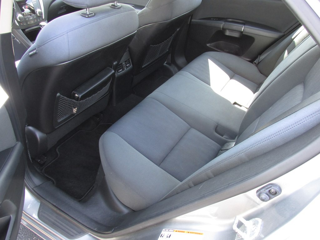 2012 Suzuki Kizashi Image 9