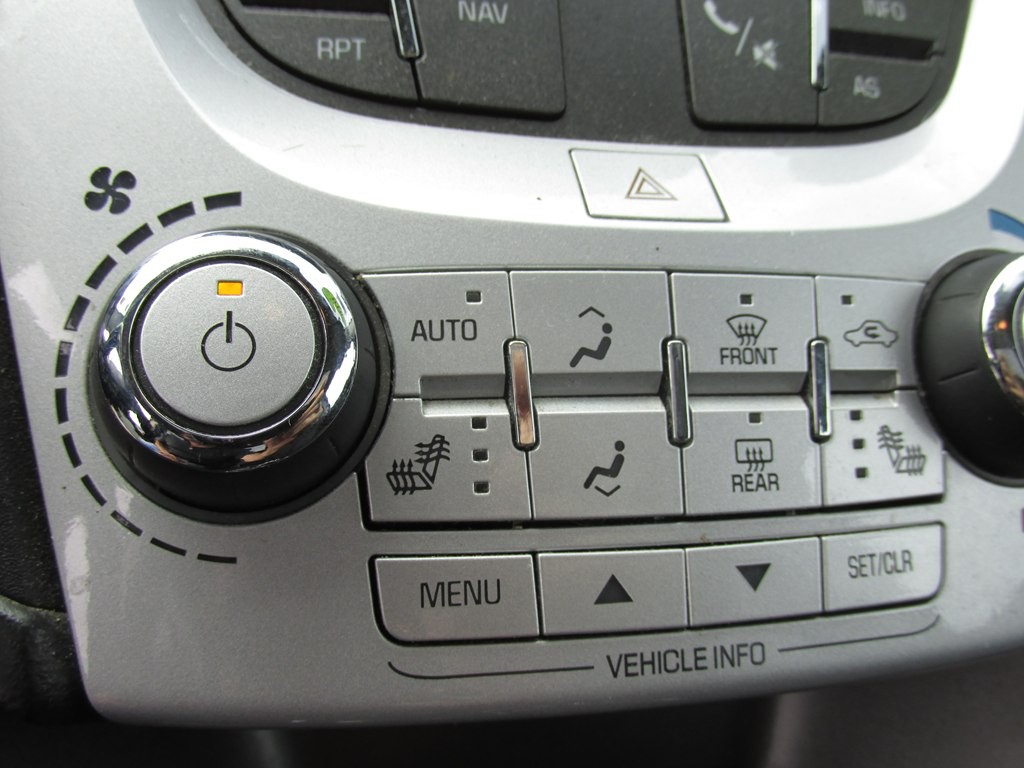 2016 Chevrolet Equinox Image 16