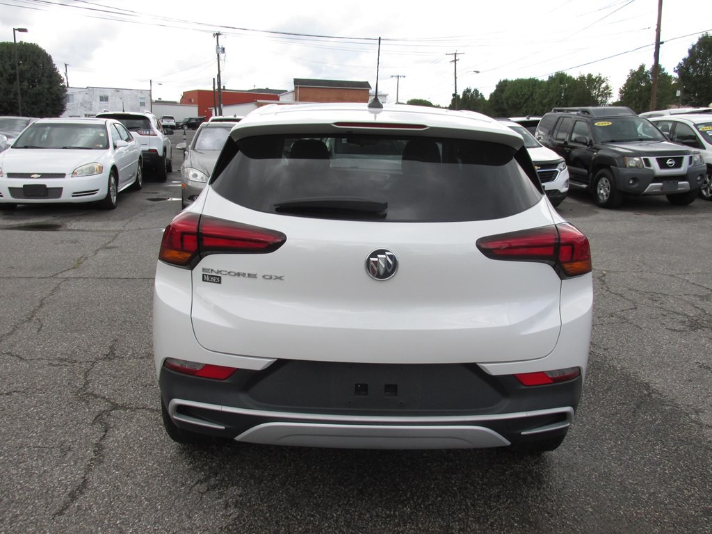 2021 Buick Enclave Image 5