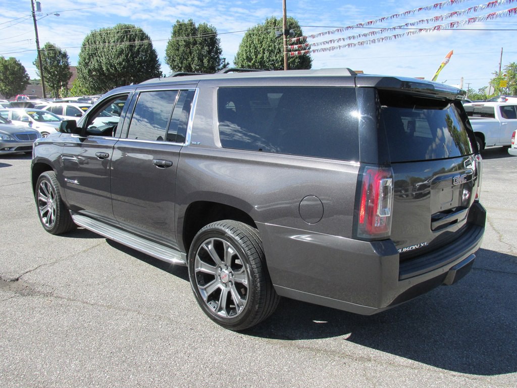 2015 GMC Yukon Image 6