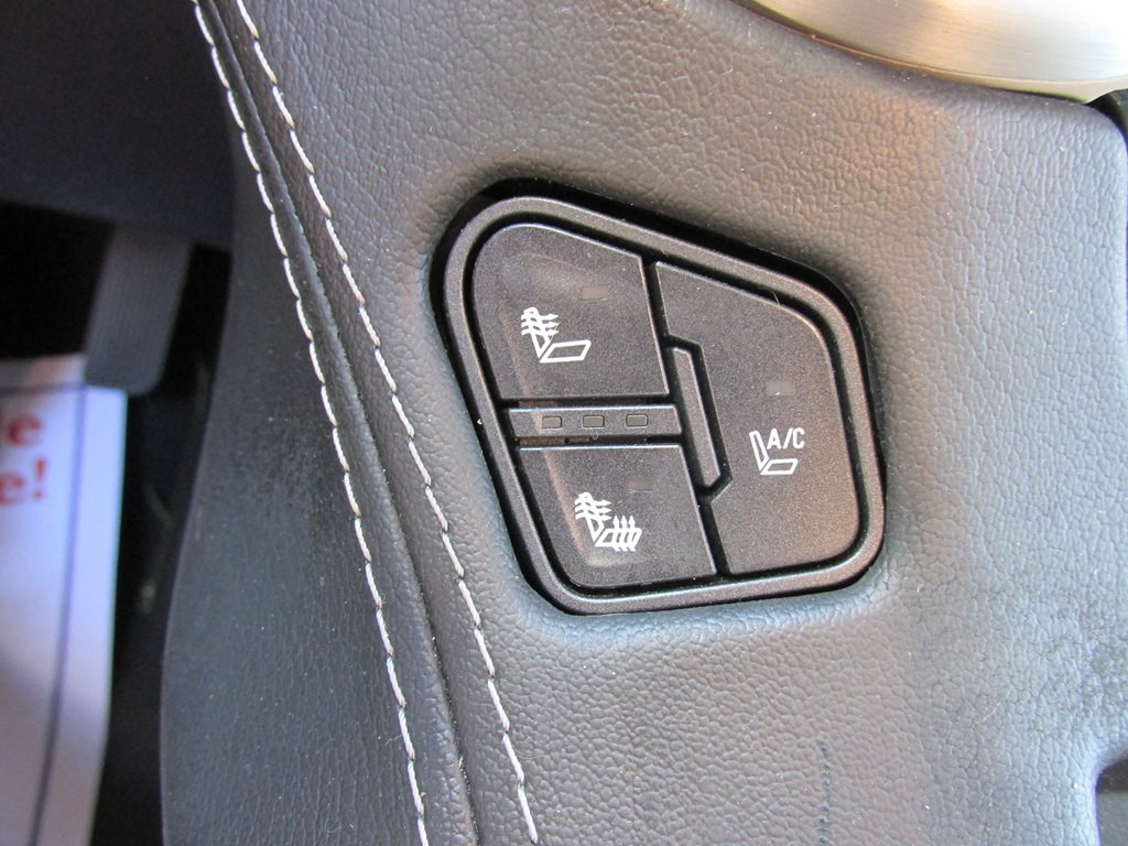 2015 GMC Yukon Image 13