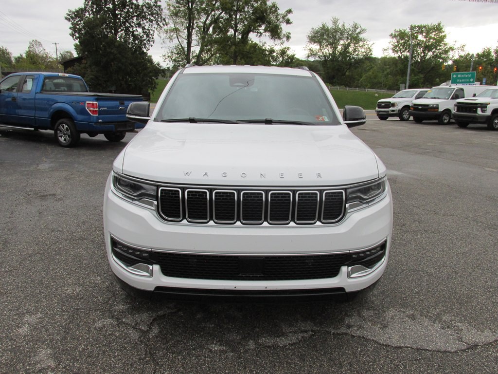 2024 Jeep Wagoneer Image 3