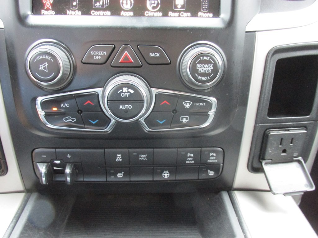 2017 RAM 1500 Image 11