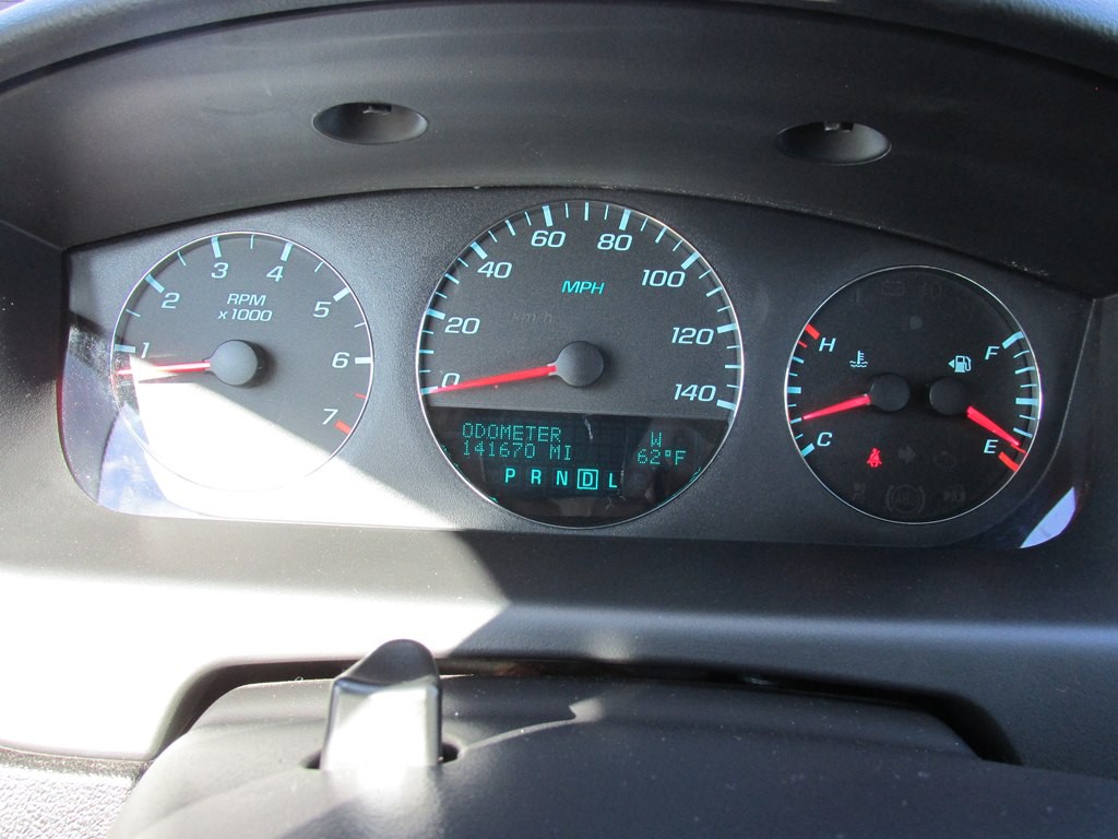 2013 Chevrolet Impala Image 2