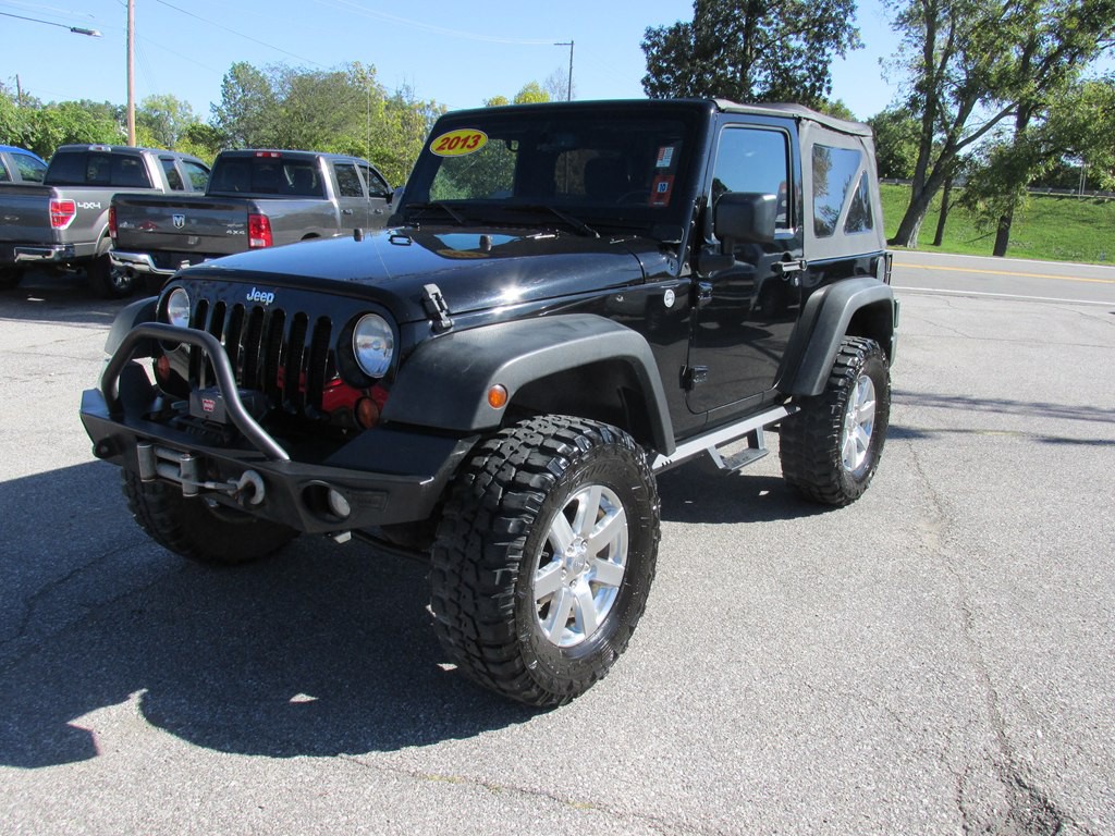 2013 Jeep Wrangler Image 1