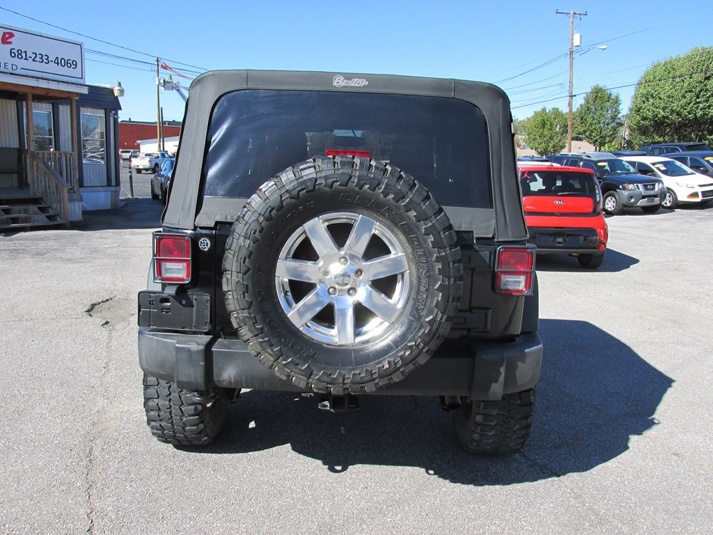 2013 Jeep Wrangler Image 5