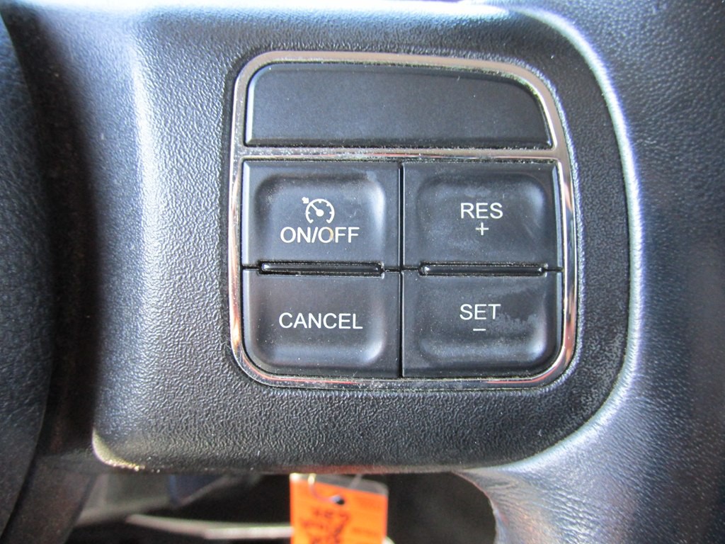 2013 Jeep Wrangler Image 11