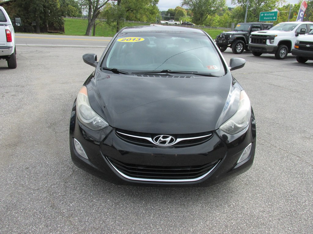 2013 Hyundai Elantra Image 3