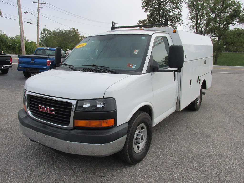 2006 GMC Savana Image 1