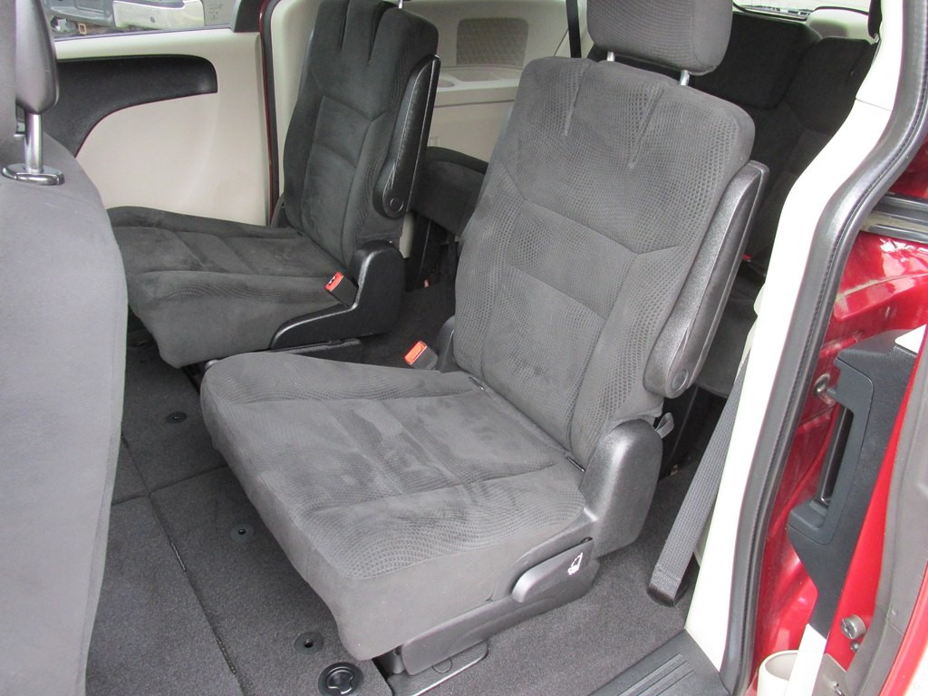 2016 Dodge Grand Caravan Image 11