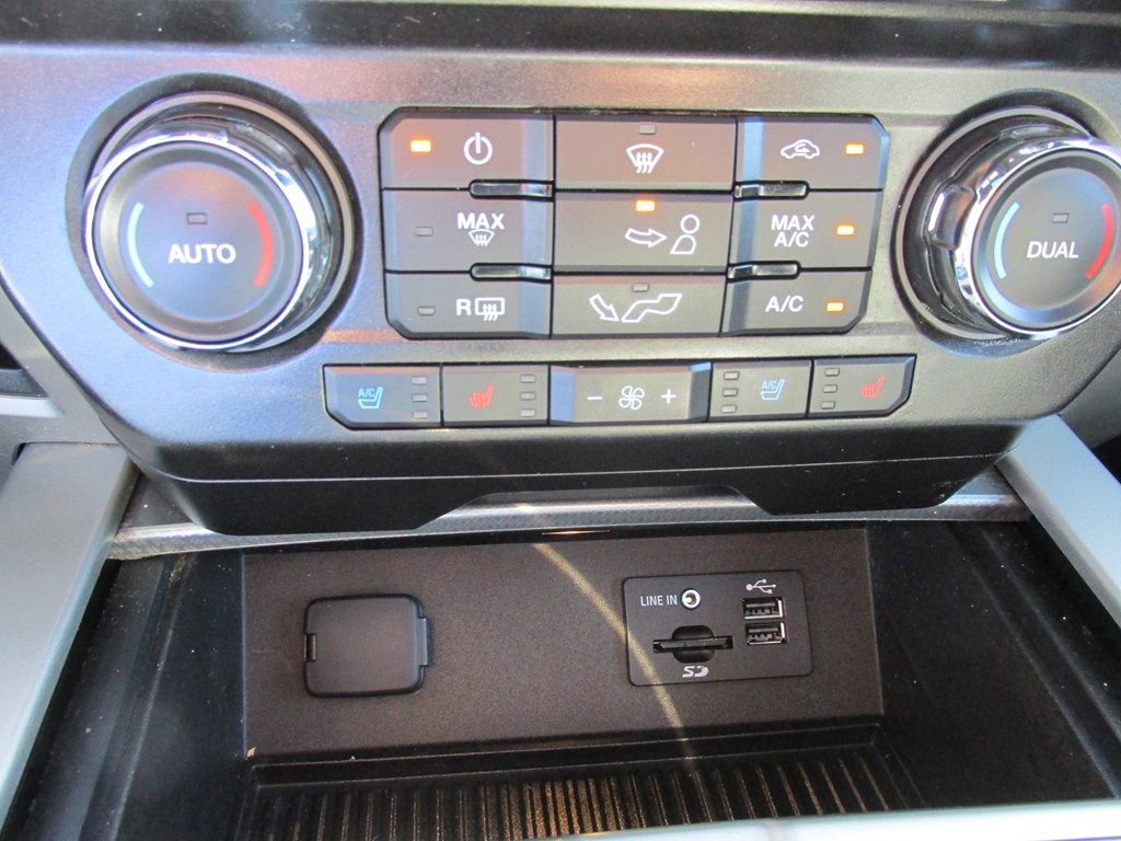 2015 Ford F-150 Image 14