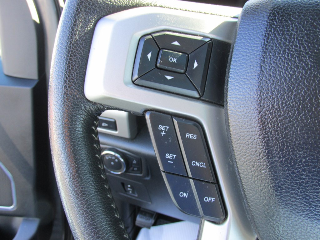 2015 Ford F-150 Image 17
