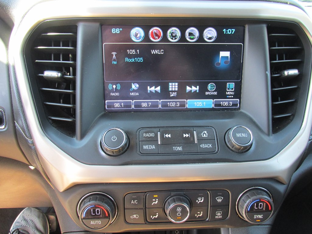 2017 GMC Acadia Image 13