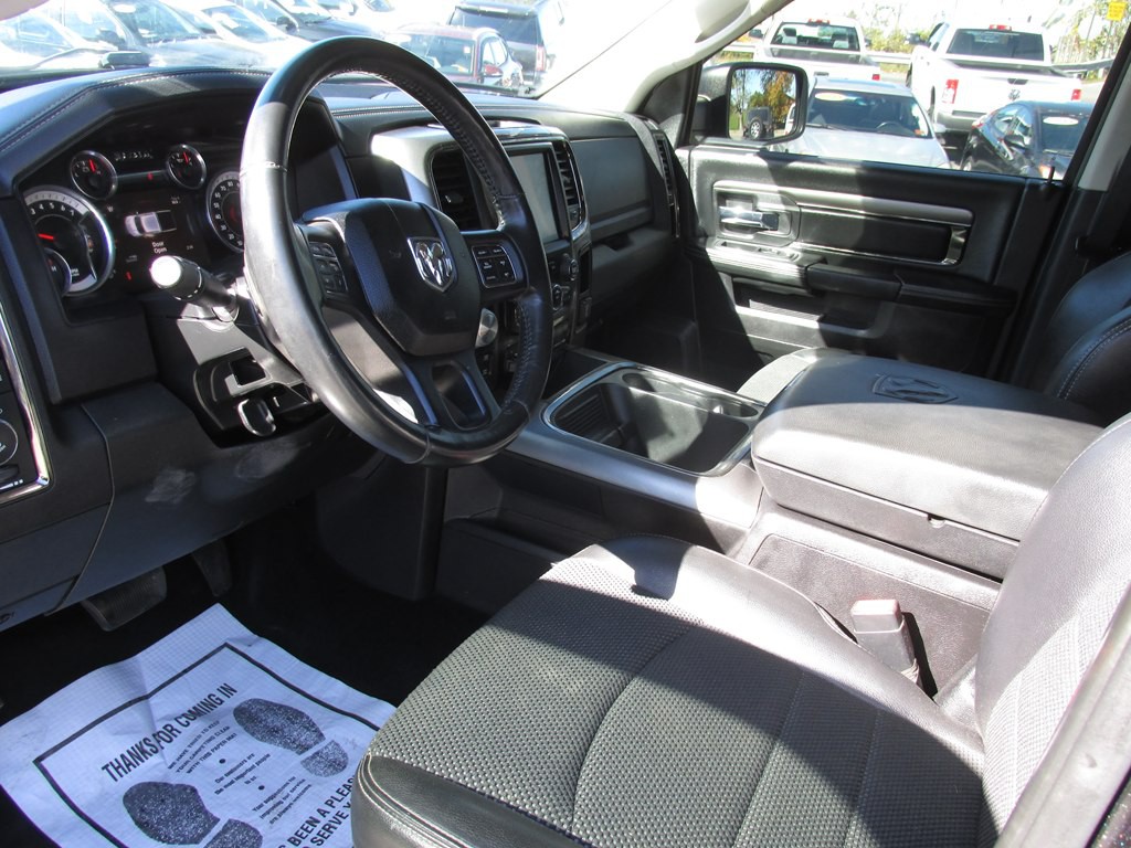2016 RAM 1500 Image 9