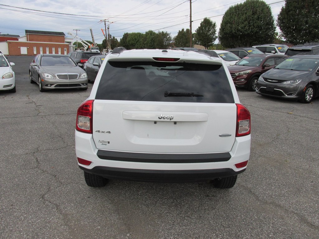 2012 Jeep Compass Image 5