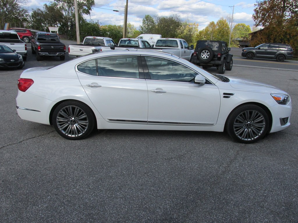 2016 Kia Cadenza Image 4