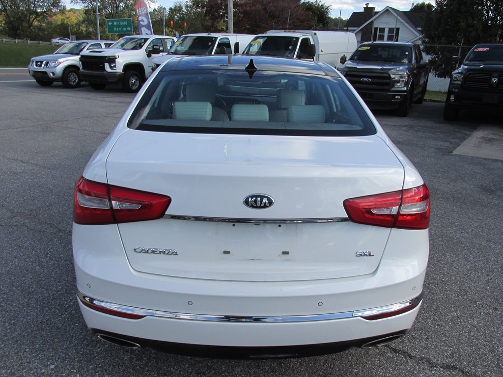 2016 Kia Cadenza Image 5