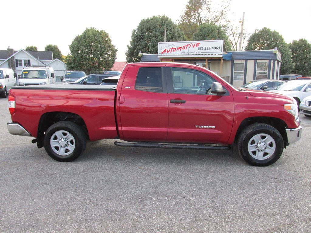 2017 Toyota Tundra Image 4