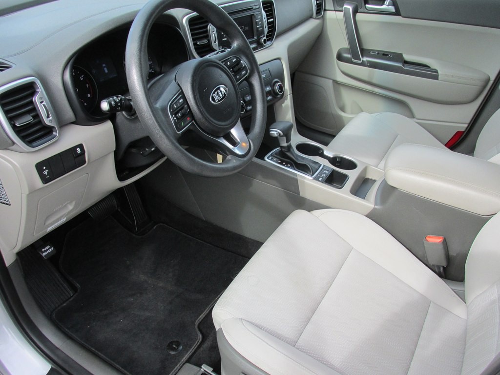 2017 Kia Sportage Image 8