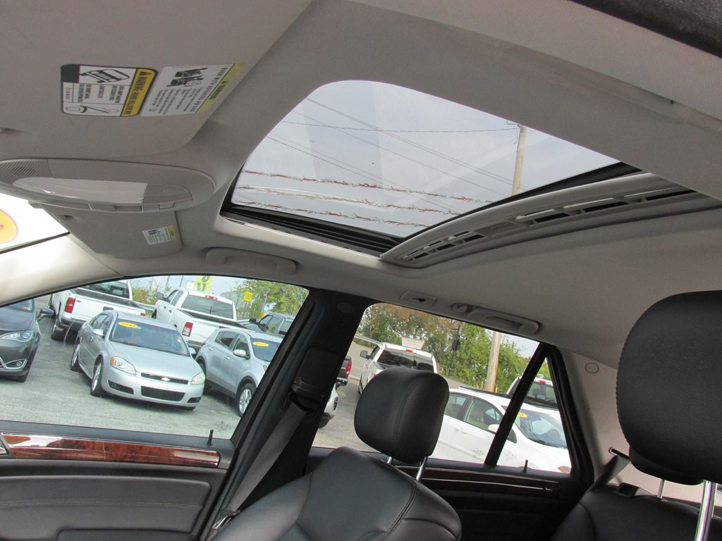 2010 Mercedes-Benz M-Class Image 12