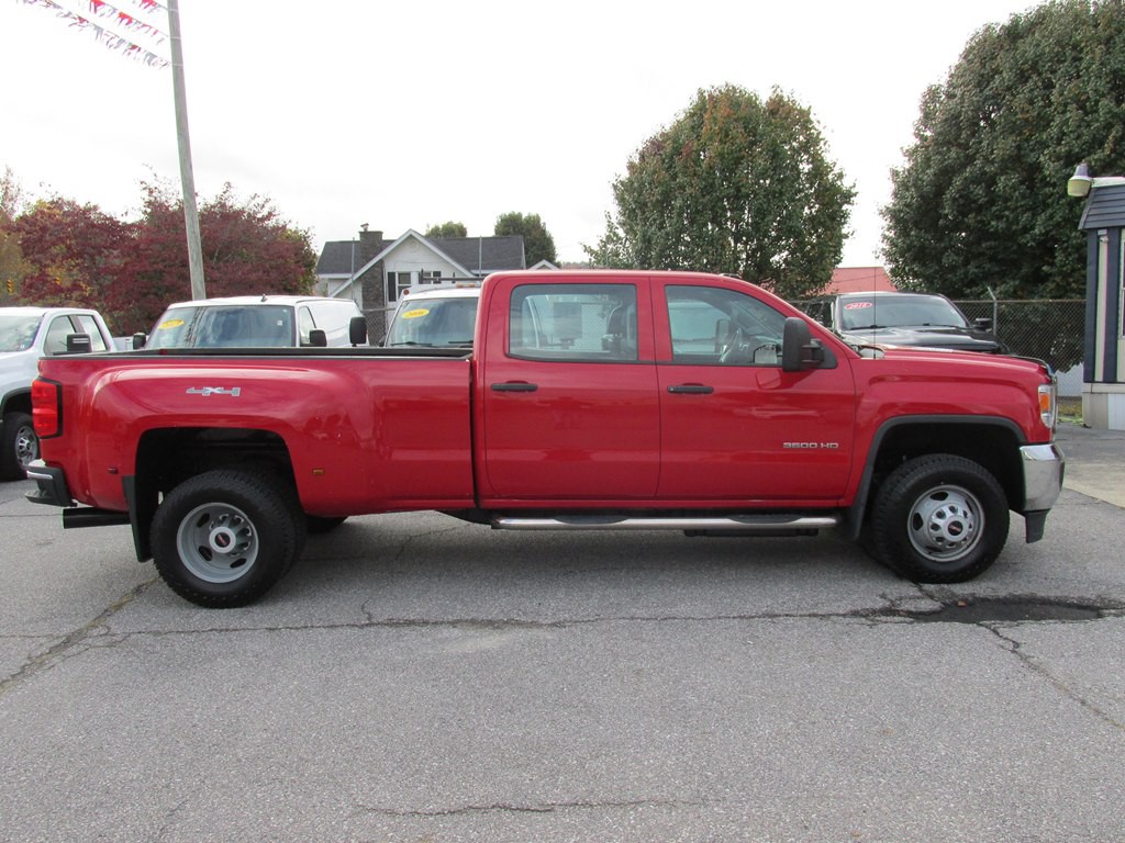 2015 GMC Sierra Image 3