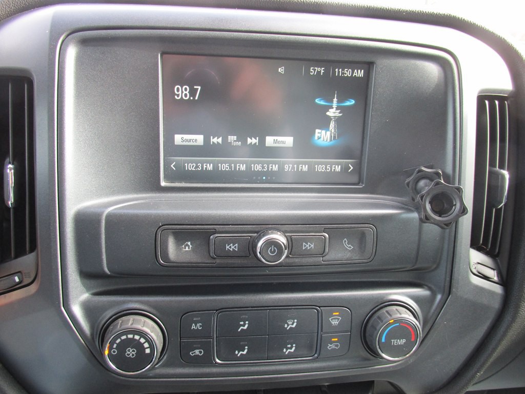 2018 Chevrolet Silverado 1500 Image 9