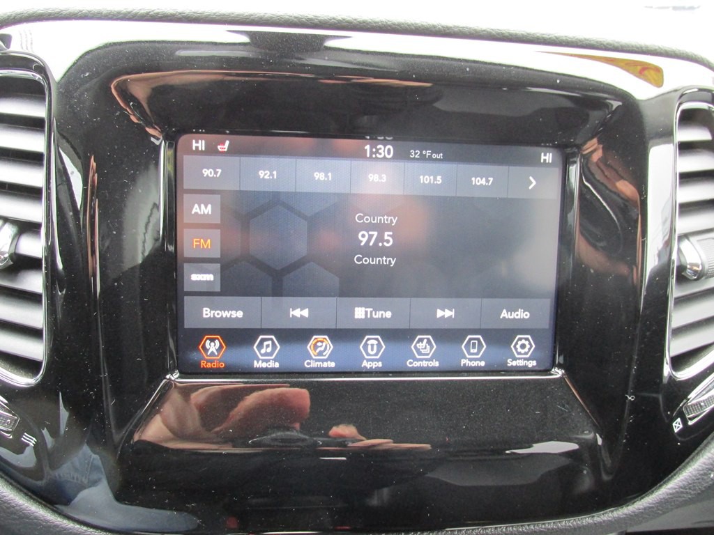 2020 Jeep Compass Image 12