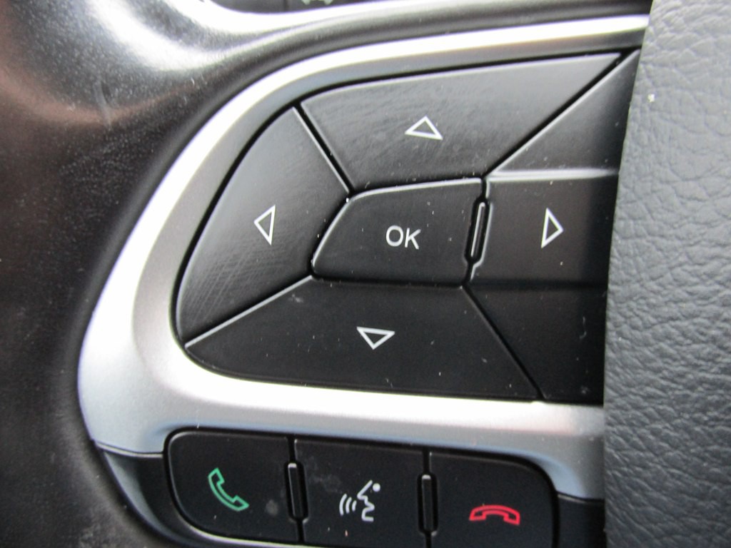 2020 Jeep Compass Image 15