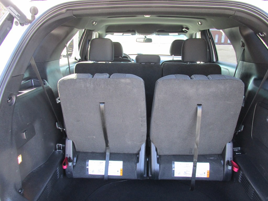 2017 Ford Explorer Image 7