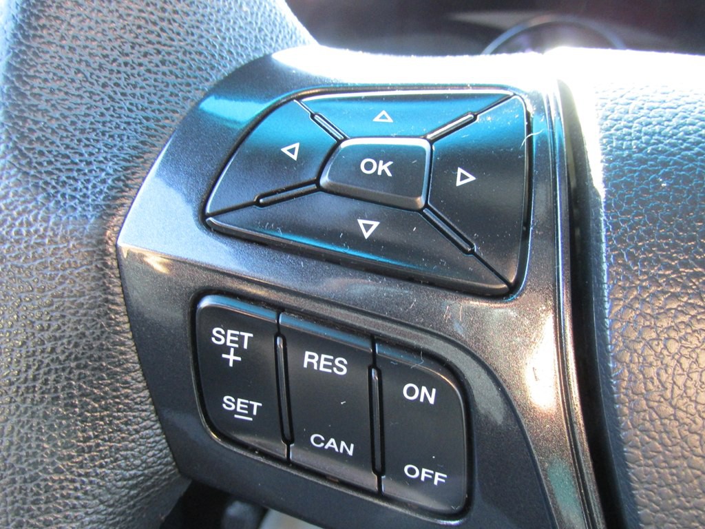 2017 Ford Explorer Image 15