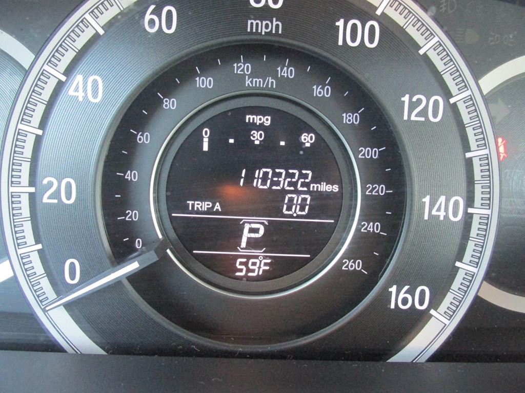 2016 Honda Accord Image 2