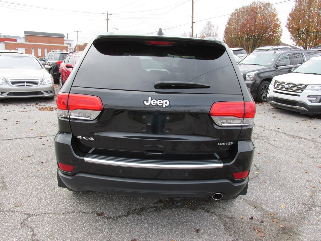 2017 Jeep Grand Cherokee Image 5