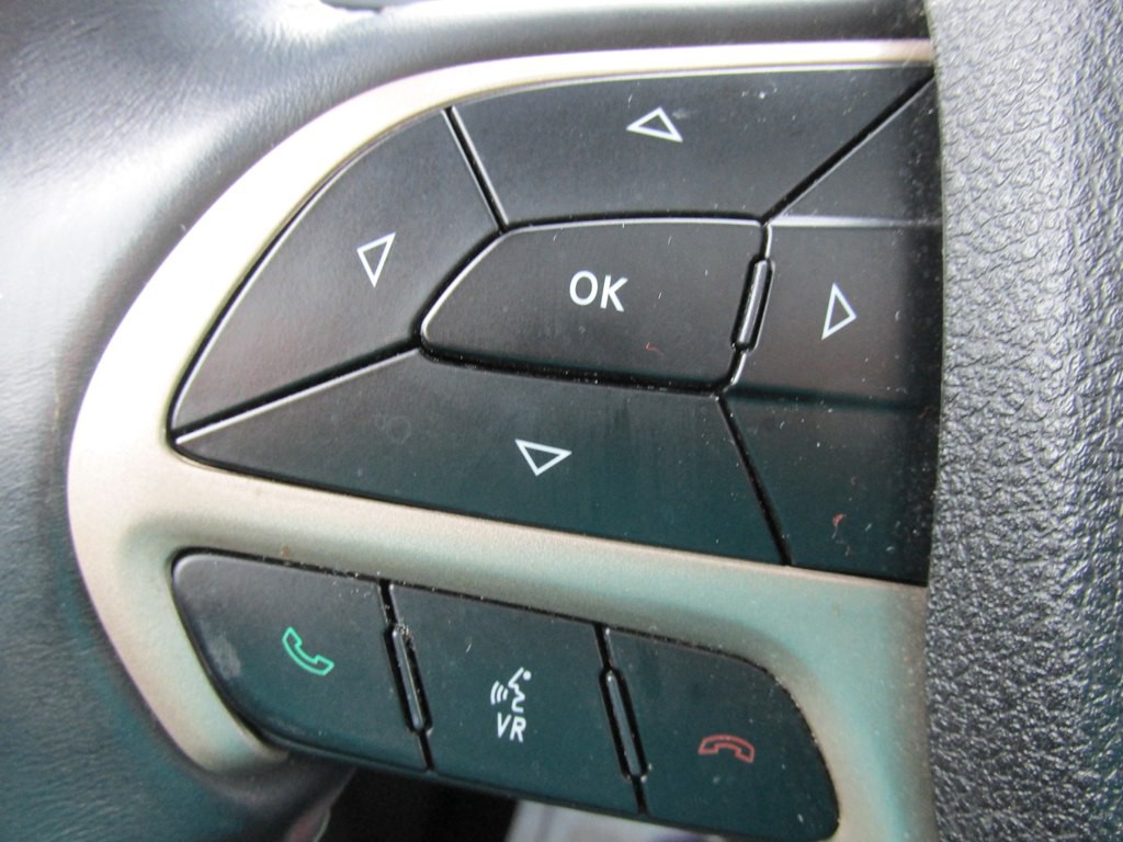 2017 Jeep Grand Cherokee Image 15