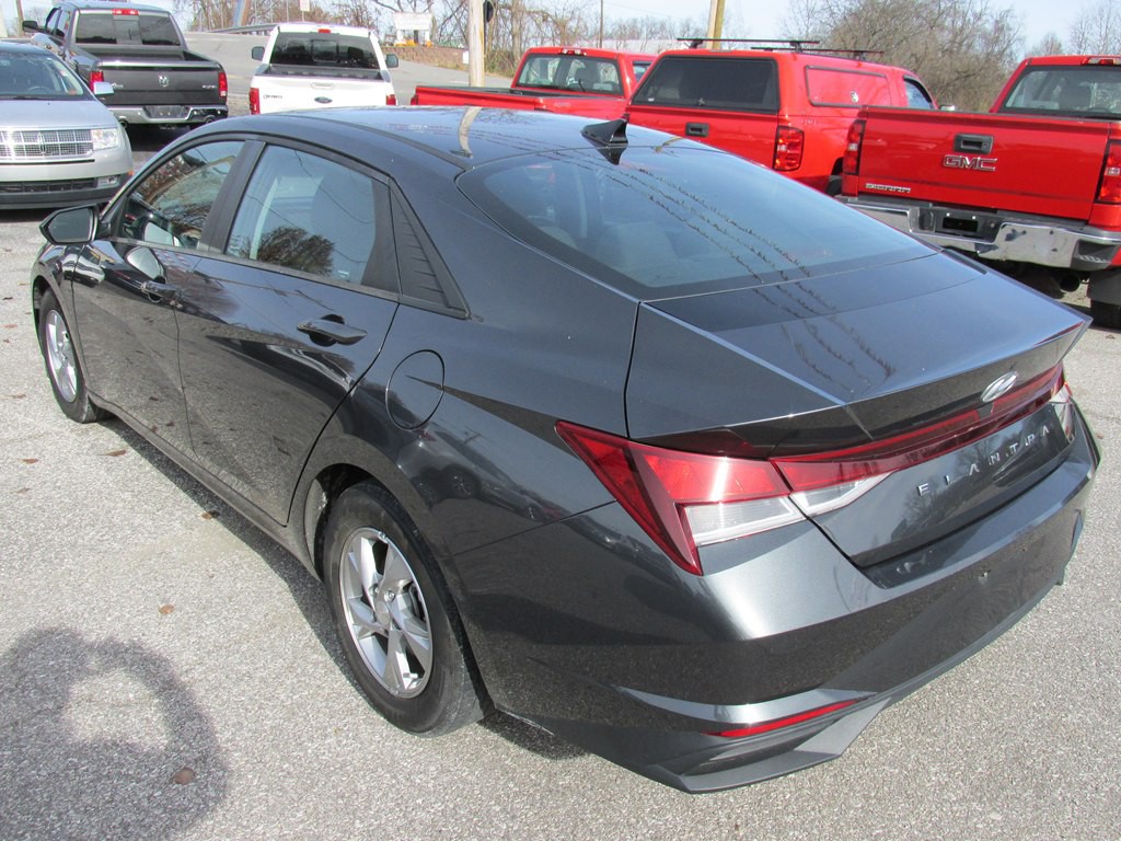 2021 Hyundai Elantra Image 6