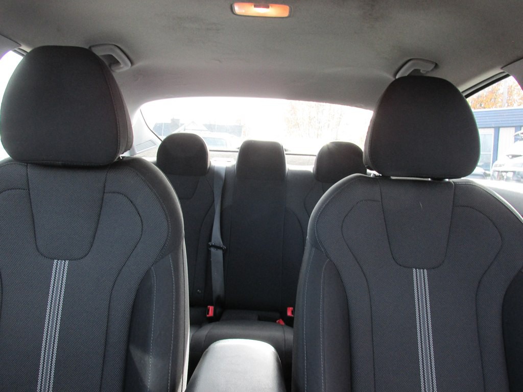 2021 Hyundai Elantra Image 9