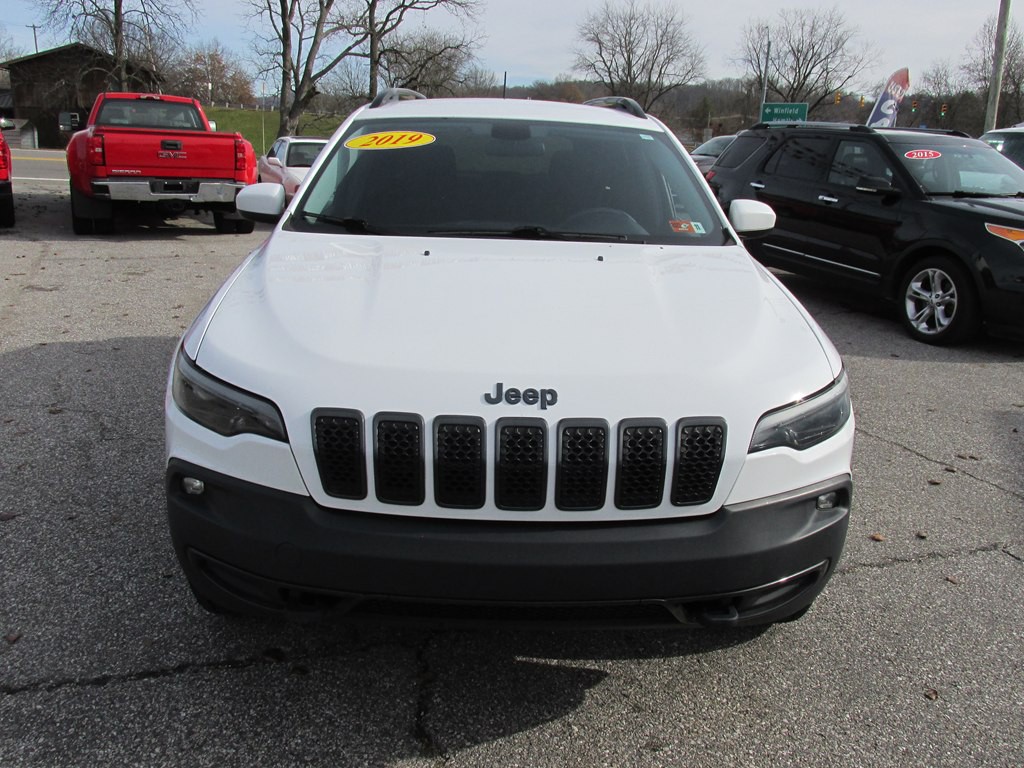 2019 Jeep Cherokee Image 3