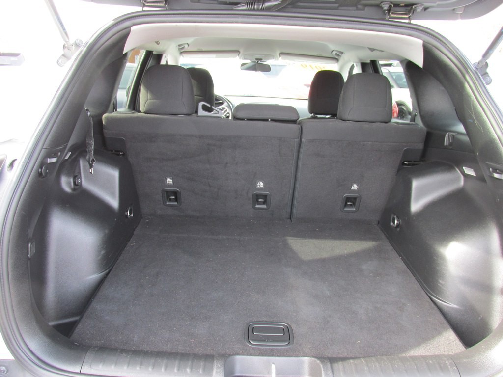 2019 Jeep Cherokee Image 7