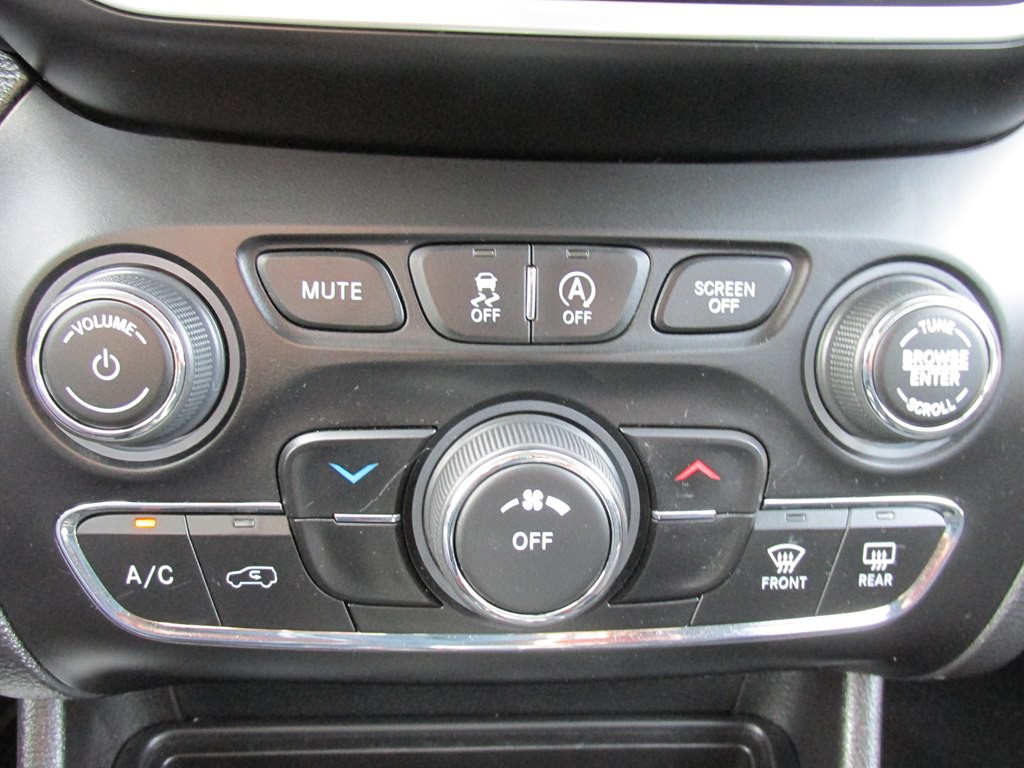 2019 Jeep Cherokee Image 13