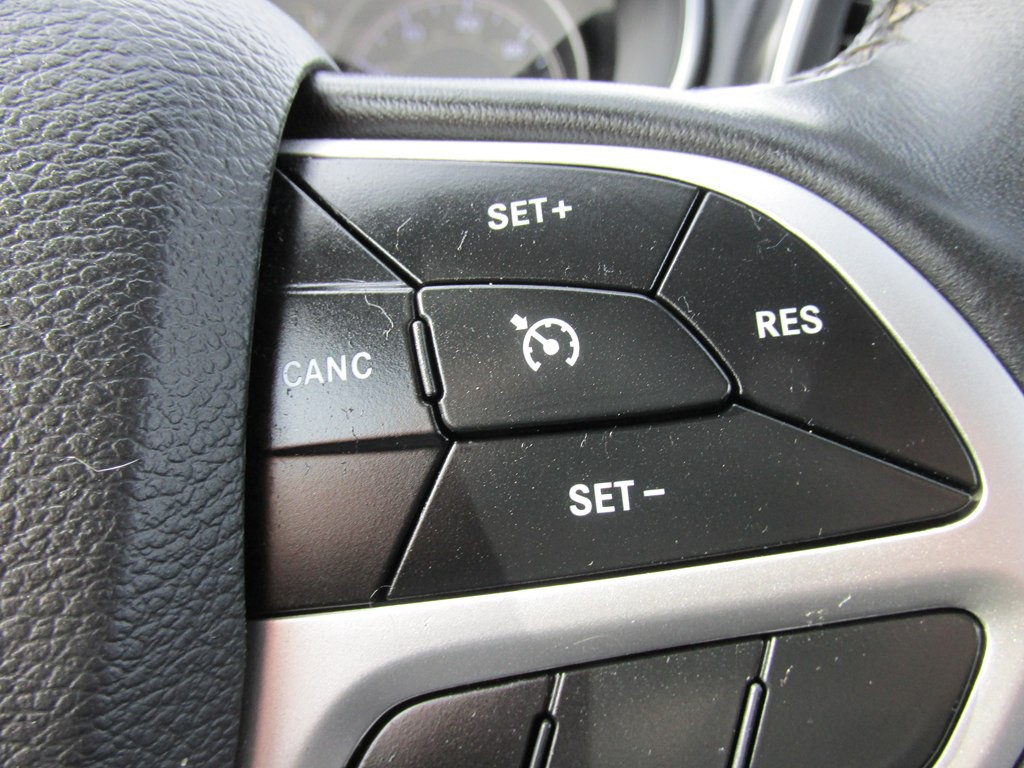 2019 Jeep Cherokee Image 15