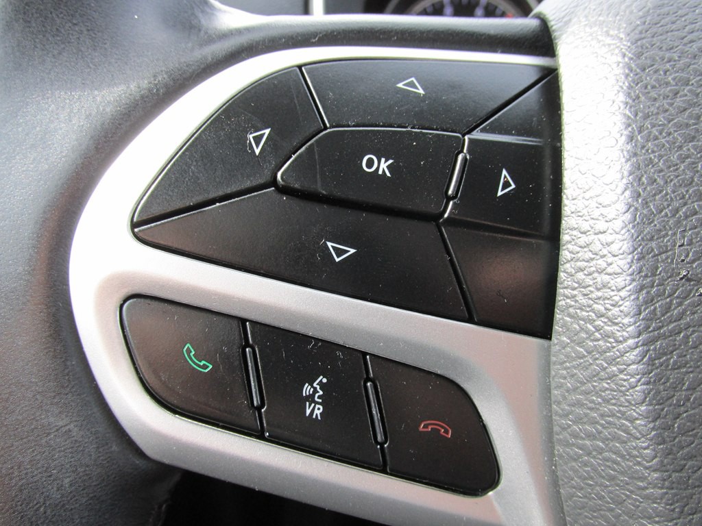 2019 Jeep Cherokee Image 16