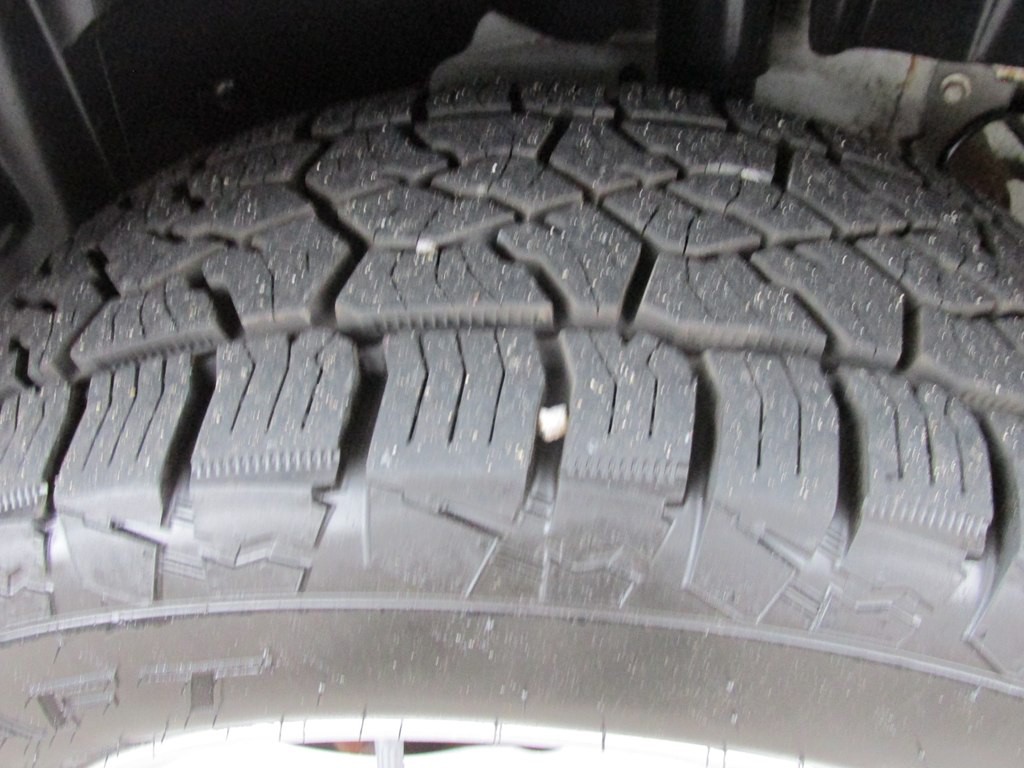 2017 Ford Explorer Image 8